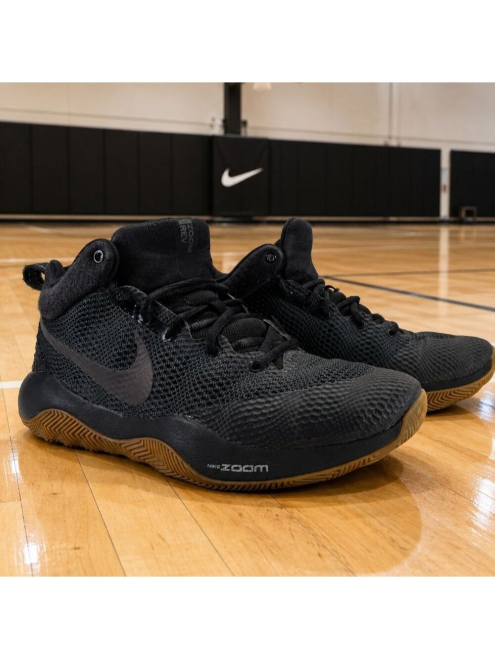 Nike 2017 Zoom Rev Mens Size 10.5 Black Anthracite Gum Bottom Shoes - 852422 010